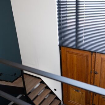 Aluminium jaloezieën in urban woonstijl