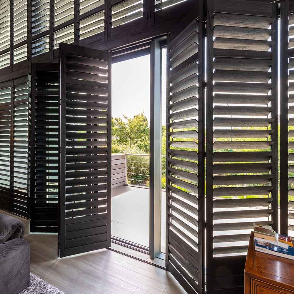 shutters noir