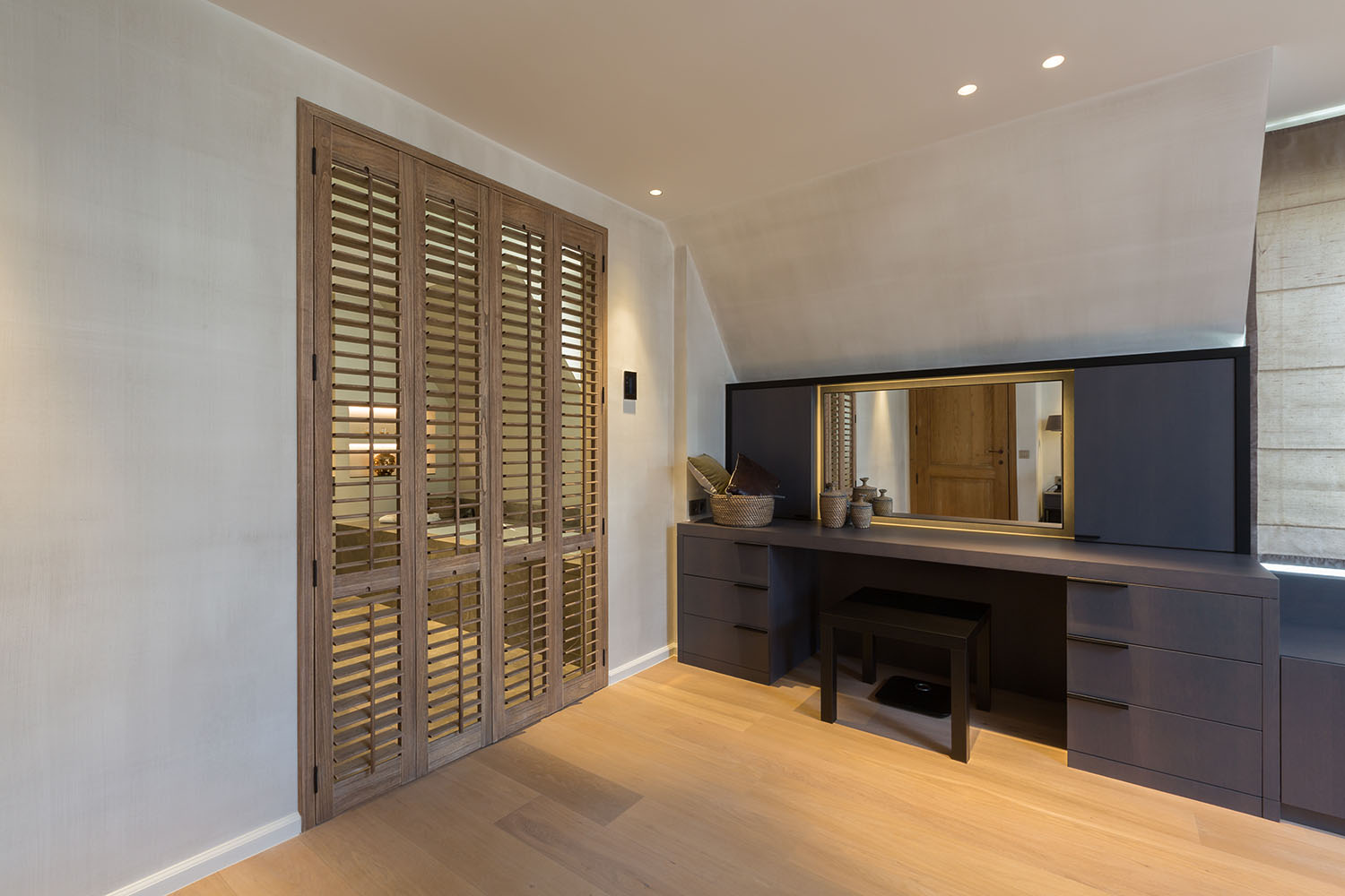 Shutters als louvredeuren in de slaapkamer
