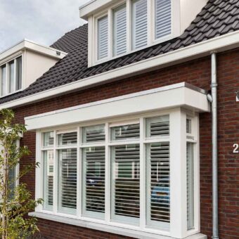 shutters buitenaanzicht