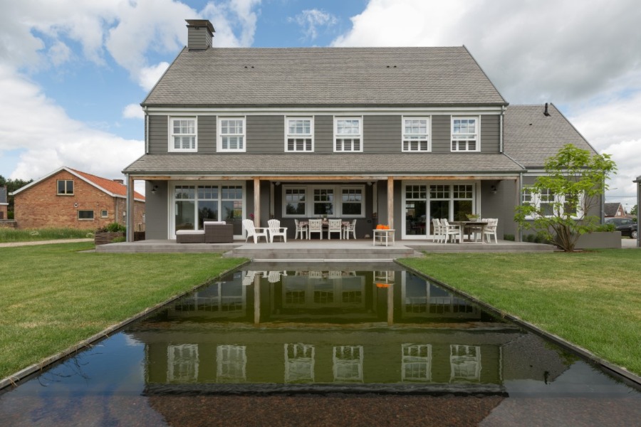 Villa met shutters