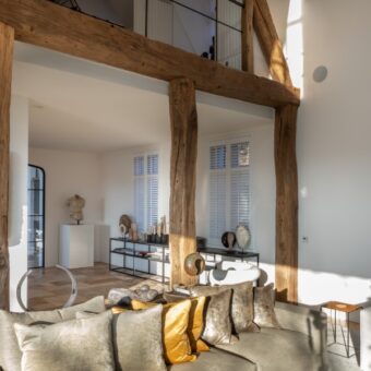 Landelijk interieur met shutters