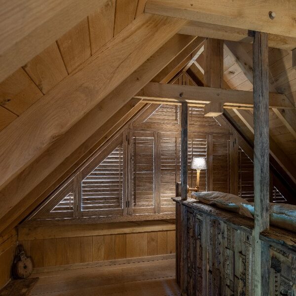 Dichte shutters houden zonlicht buiten