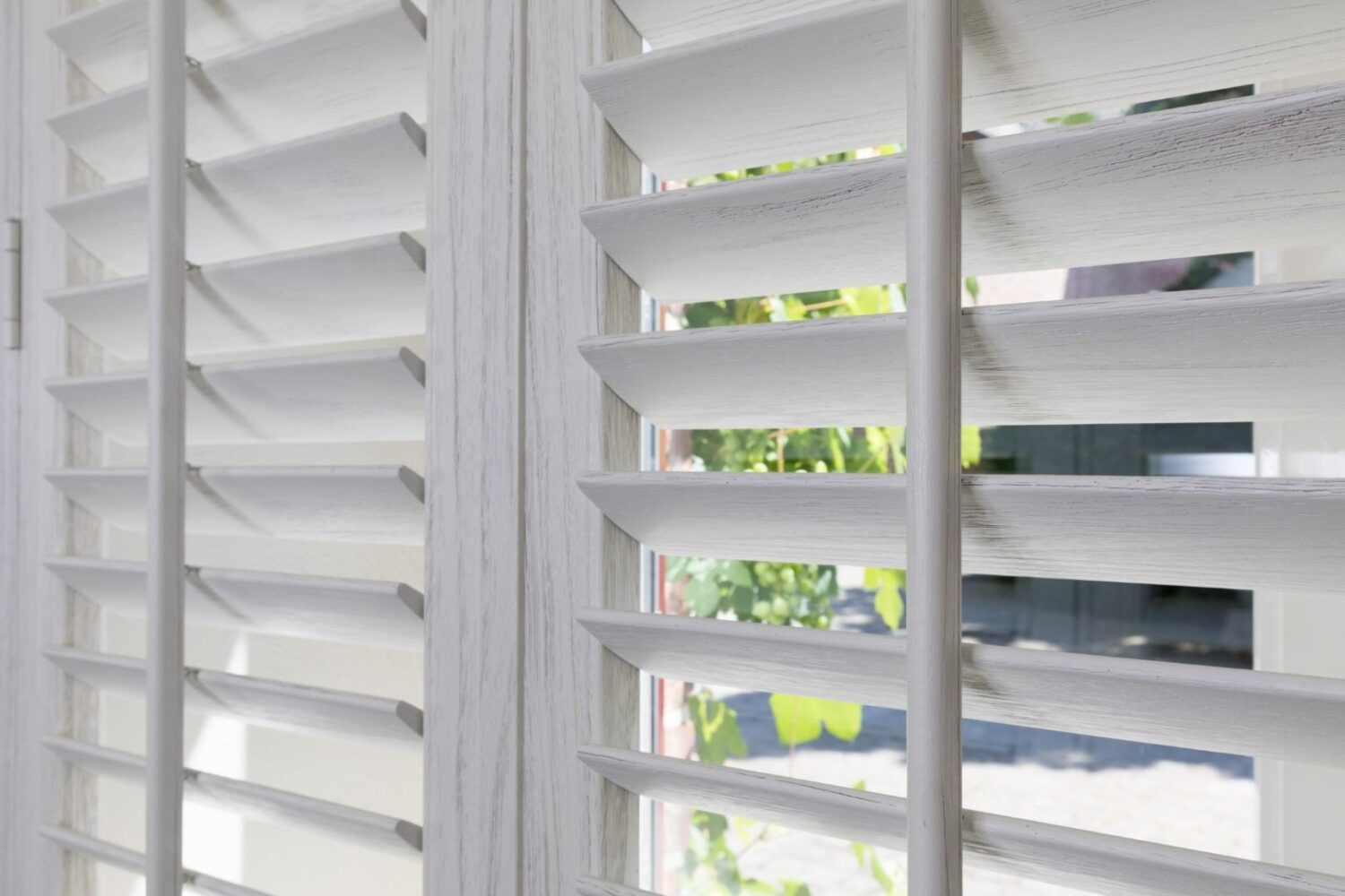Houten witte shutters in Cottage Collectie